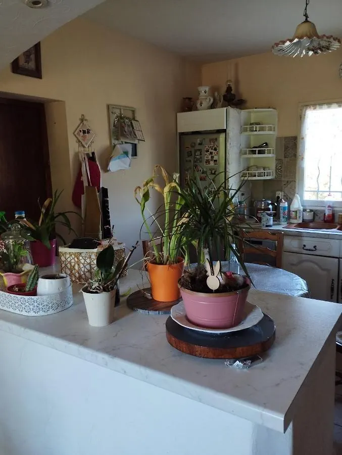 Séjour chez l'habitant Chambre D Hotes En Provence, Au Pied Du Luberon, Les Coquelicots La Tour-dʼAigues
